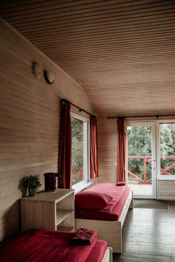 Atputas Baze Ods Hotel Barta Bagian luar foto