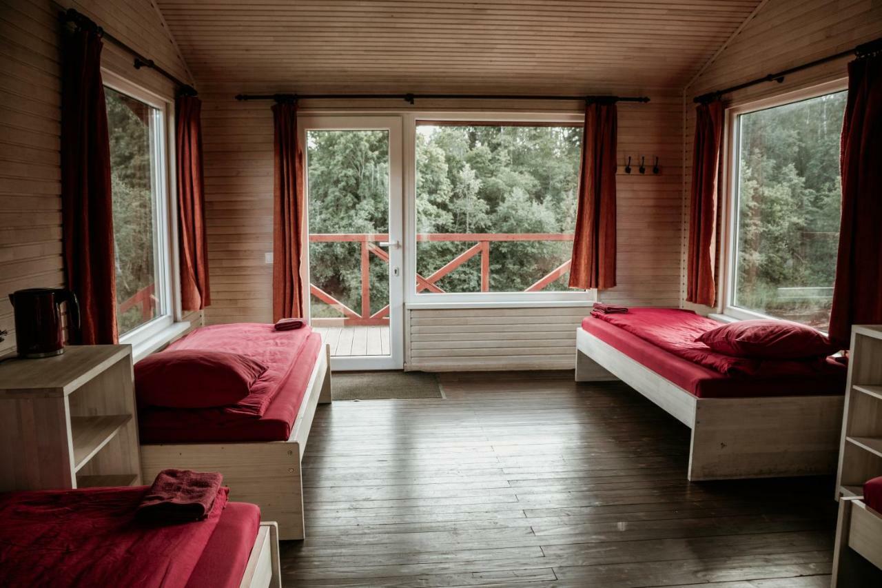 Atputas Baze Ods Hotel Barta Bagian luar foto