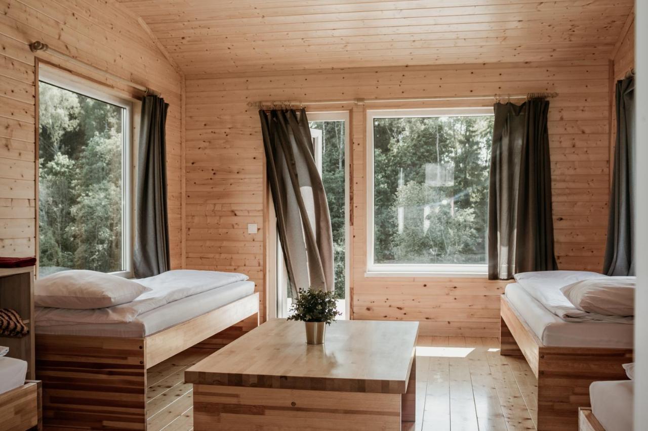 Atputas Baze Ods Hotel Barta Bagian luar foto